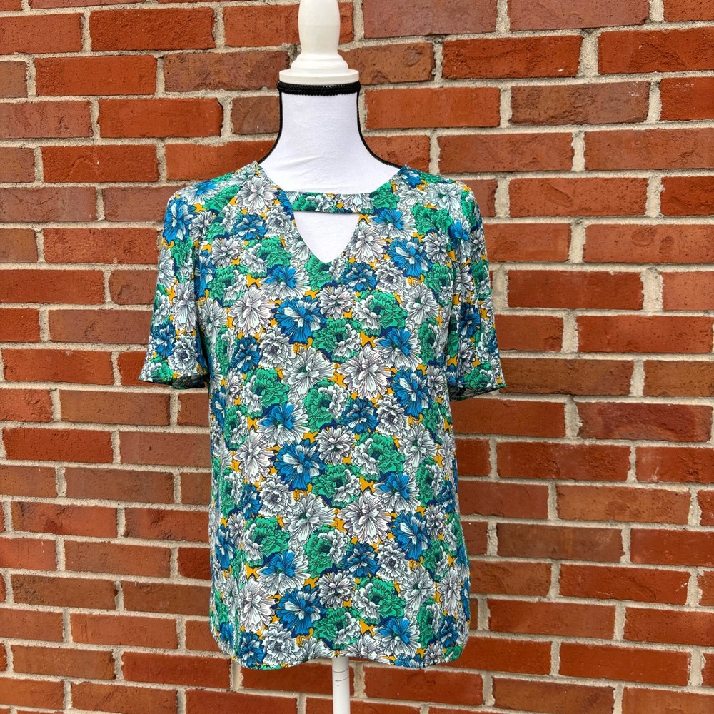 Banana Republic Blue Green & White Floral Short Flutter Sleeve Top Small